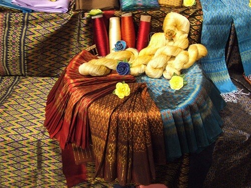 ผ้าทอ