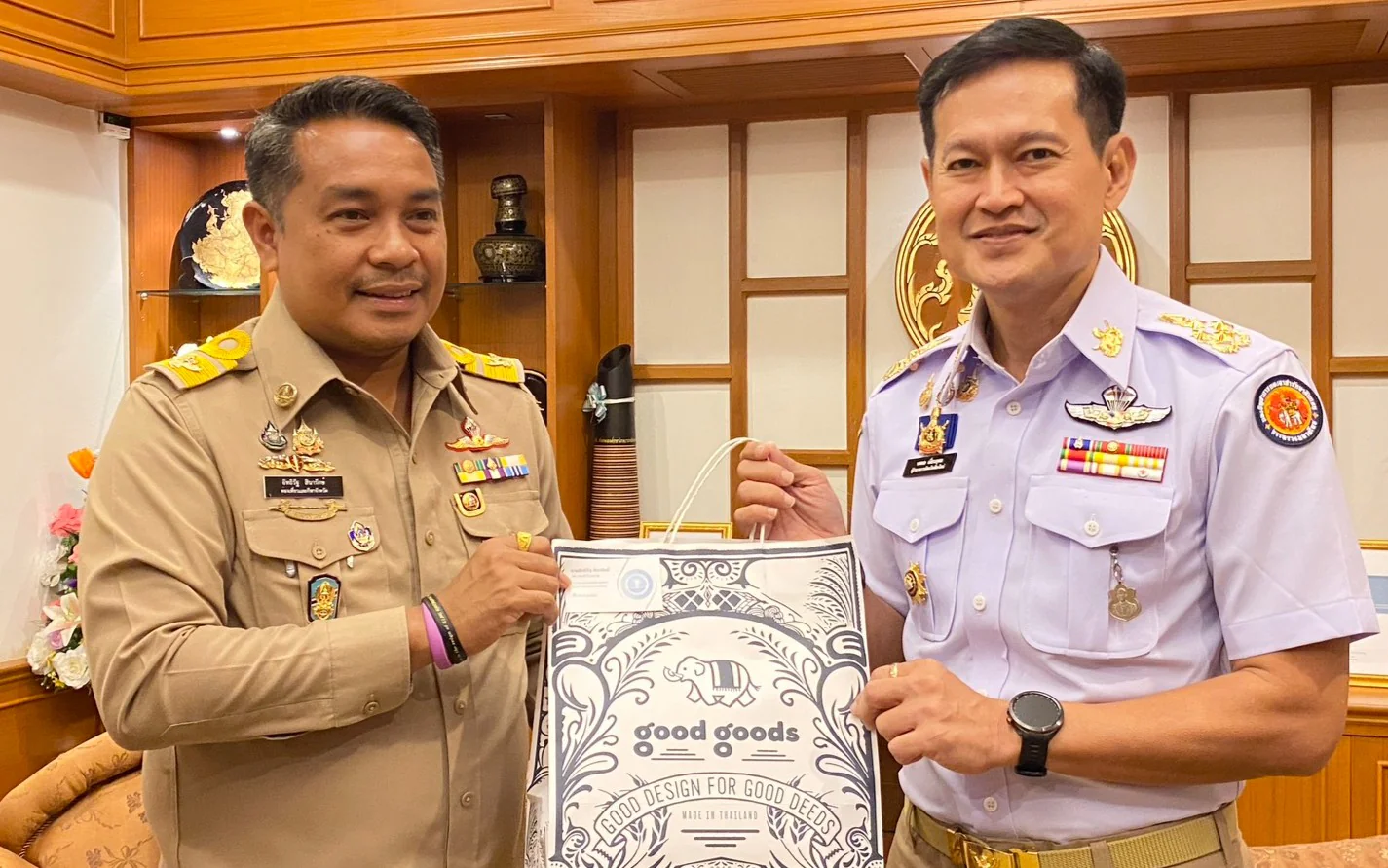 พบเพื่อกราบคารวะและร่วมแสดงความยินดีต่อ นายทศพล เผื่อนอุดม ผู้ว่าราชการจังหวัดเชียงใหม่